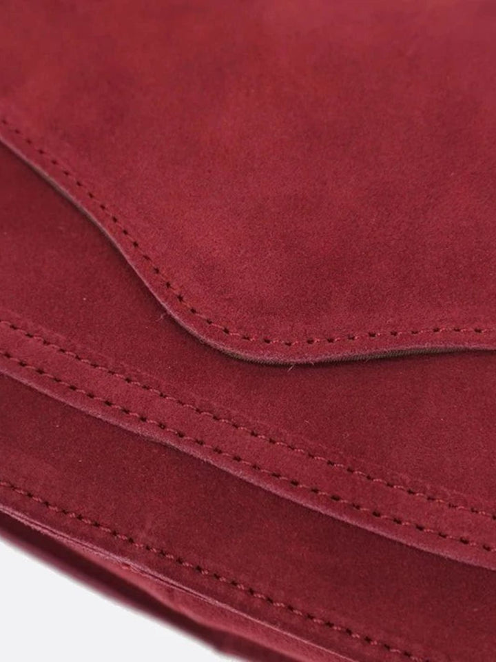 Bolso de ante rojo