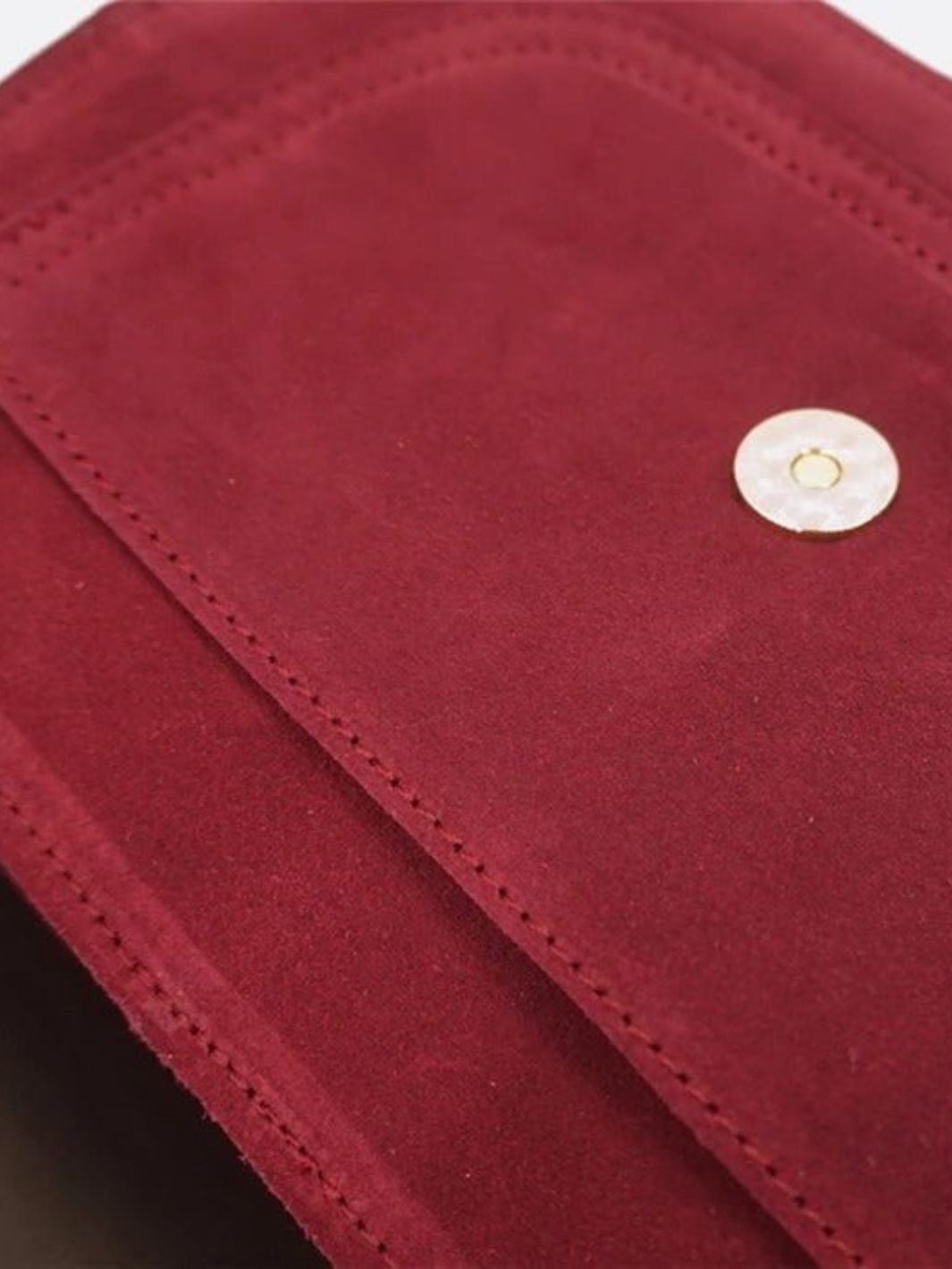 Bolso de ante rojo